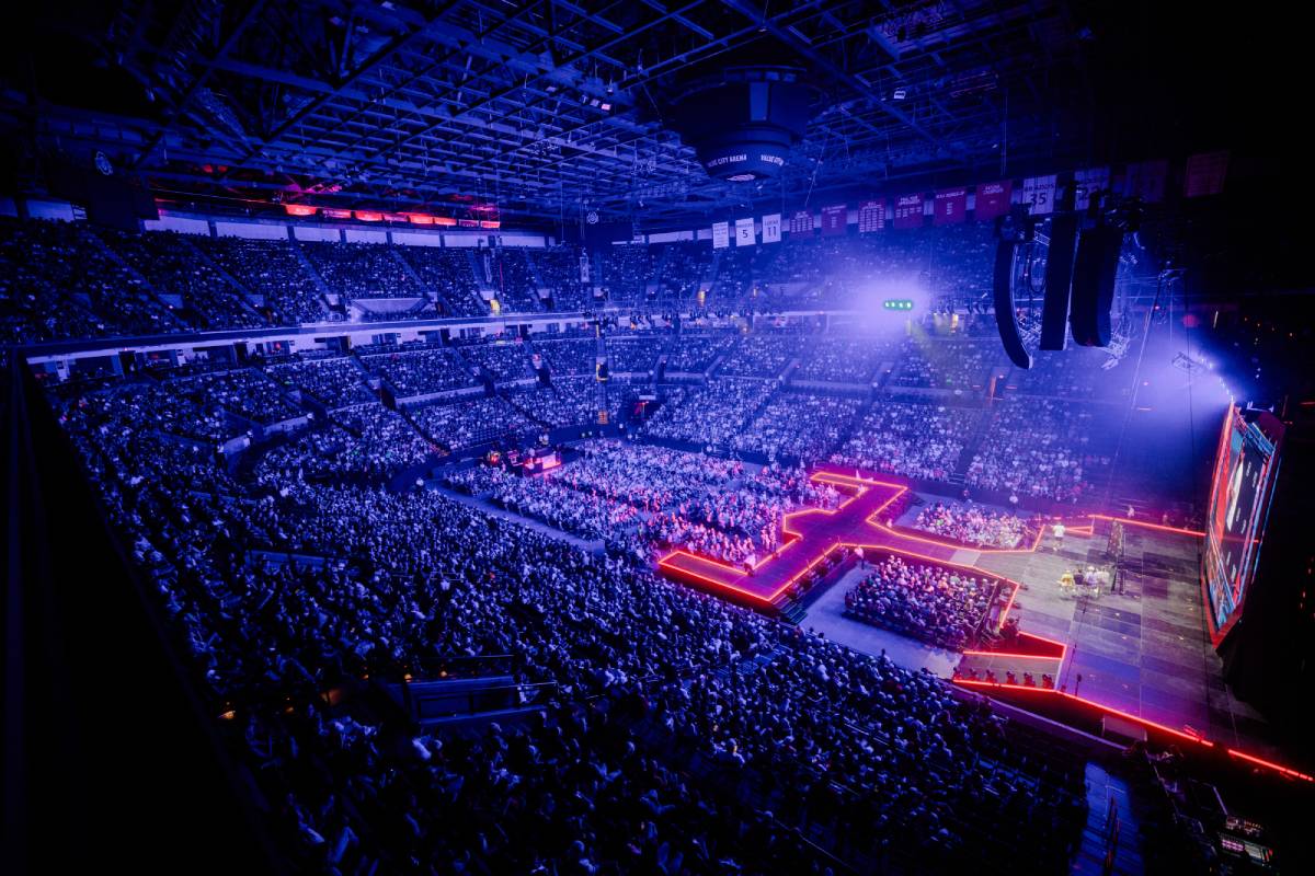 Discover professional audio equipment by LA SOUNDX®. High-performance DSP amplifiers and controllers designed for concerts, clubs, and large events. Reliable, powerful, and exported worldwide.