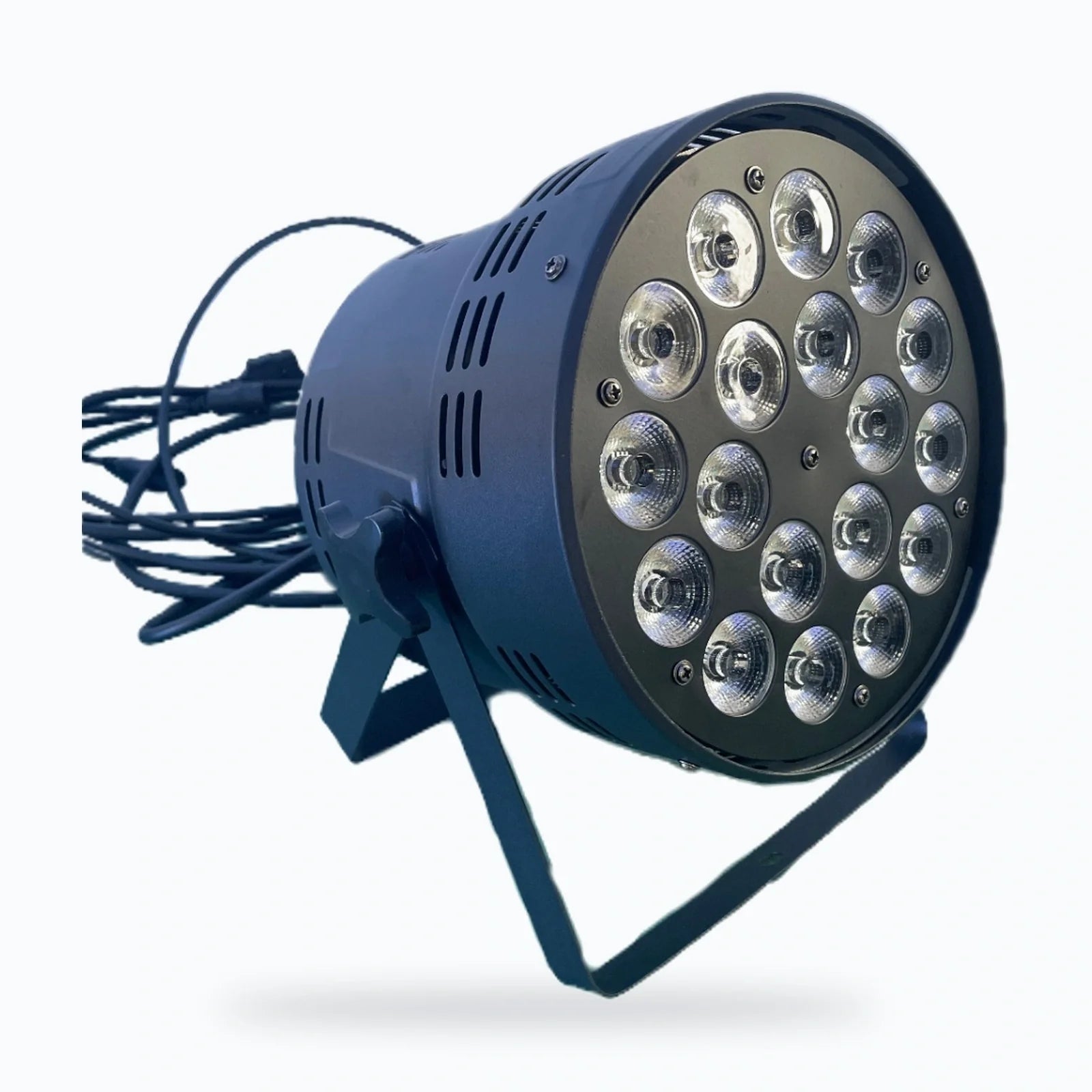 LA SOUNDX 18 x 8W RGBW 4-in-1 linkable Par light product image 03 delivery 039