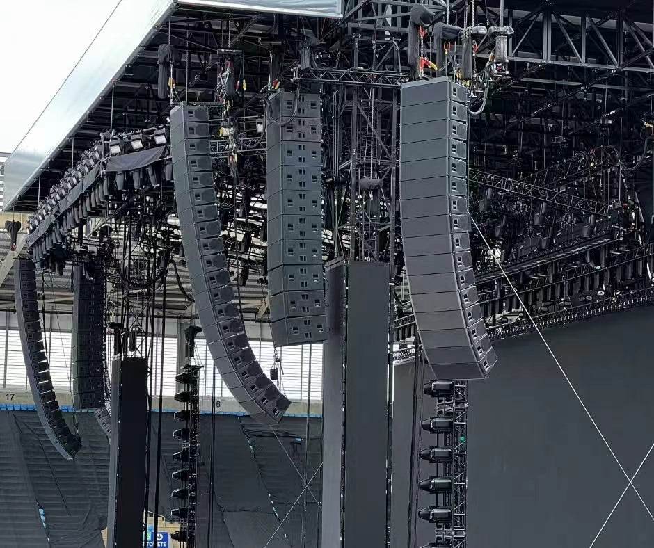 Blue arena concert reinforcement
